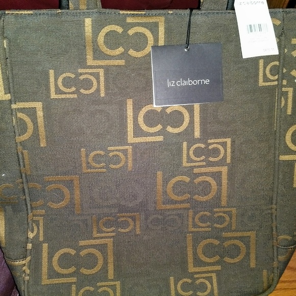 Claiborne Tote bag NWT weekend travel Brown Lap top Section DISCOUNT SHIPPING! - Picture 5 of 9